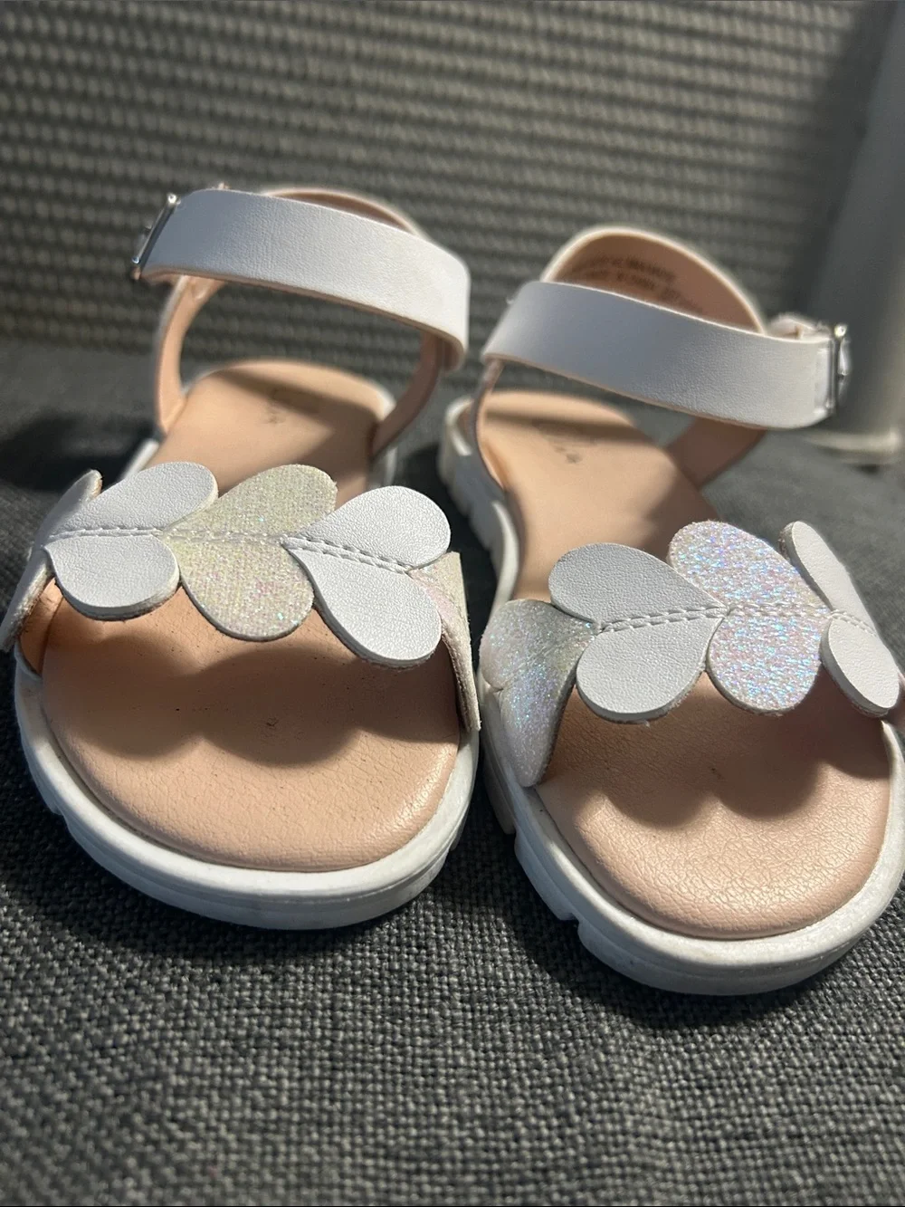 CECELIA NEW YORK White Girls Glitter Floral Strap Sandals